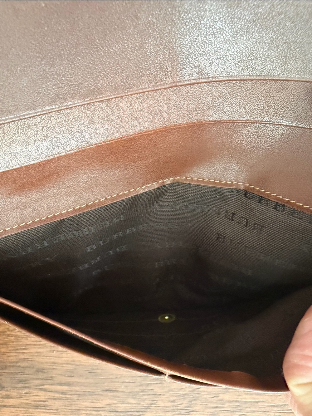 Burberry Classic long folded wallet. Will include a gold chain. - Picture 7 of 10